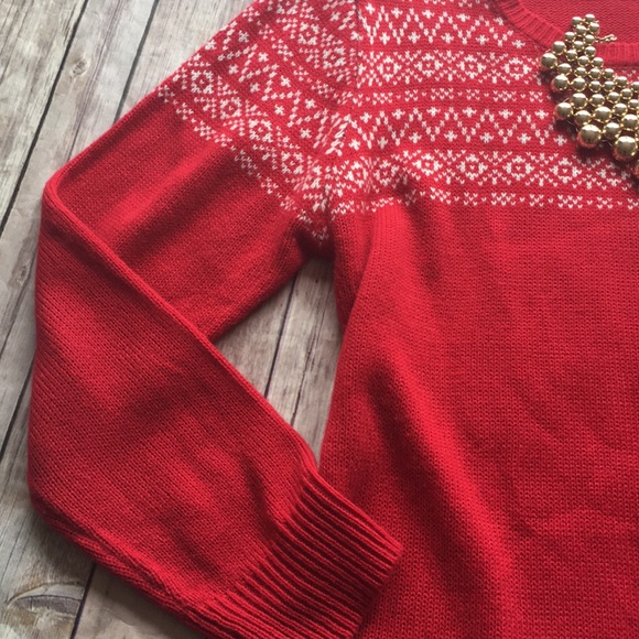Red & white cozy holiday layering sweater - Picture 3 of 8